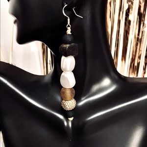 A lil bit o class earrings